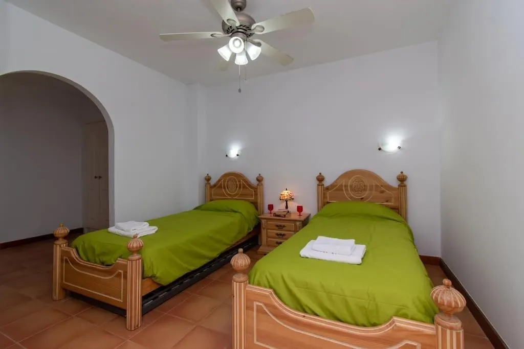 Villa Skylight. Wonderful 6 Bedroom Villa. Costa Adeje  Spanyolország