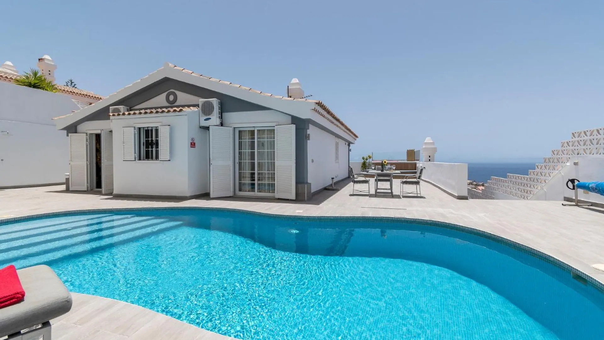 Villa Skylight. Wonderful 6 Bedroom Villa. Costa Adeje   Costa Adeje (Tenerife)
